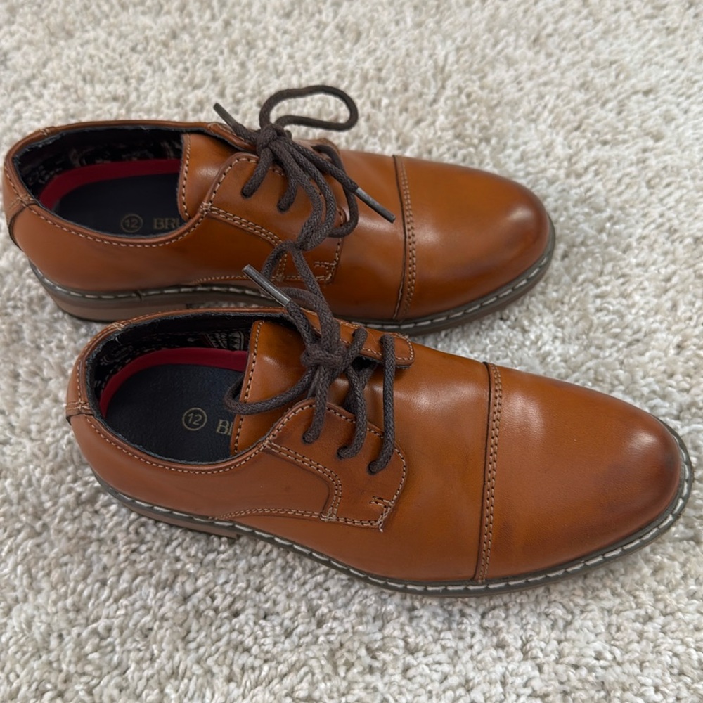 Toddler dress shoes